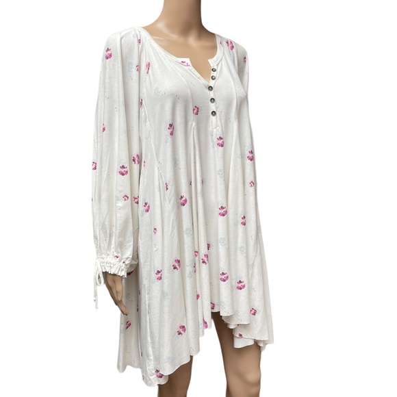 Free People Winter Sun Printed boho off white ling sleeve soft Tunic Dress - Picture 2 of 15